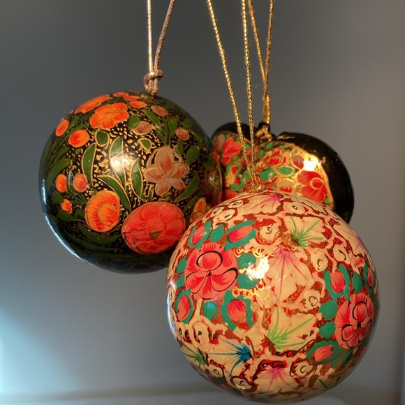 Kasmir Art Paper mache ornaments tassel hand painted - Picture 3 of 16